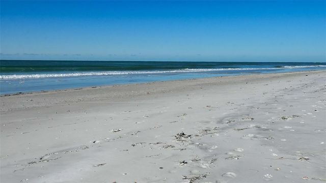 6489 GULFSIDE ROAD, Longboat Key, FL 34228