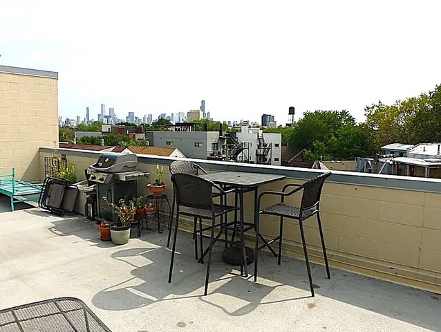 1849 W NORTH Avenue 10, Chicago, IL 60622