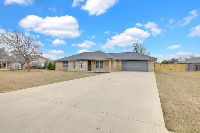 131 Meadow Valley LOOP, Jarrell, TX 76537