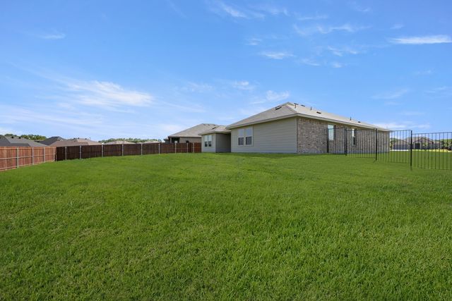 2637 River Bank Drive, Burleson, TX 76028
