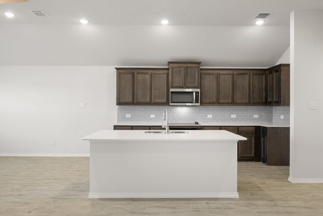 2637 River Bank Drive, Burleson, TX 76028