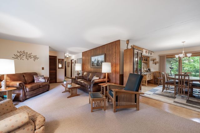 9977 W 93rd Avenue, St. John, IN 46373