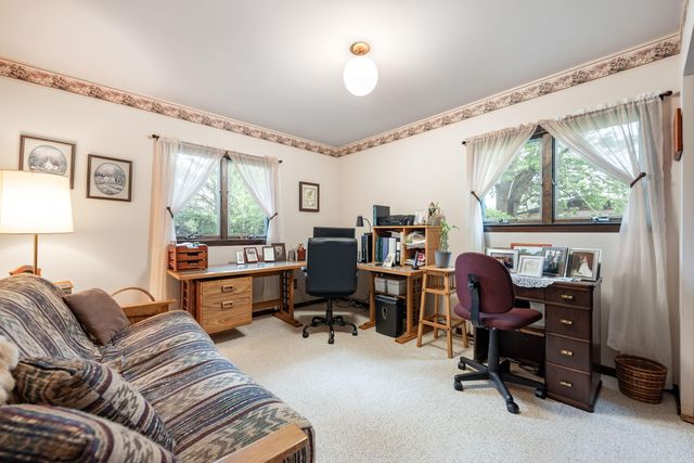 9977 W 93rd Avenue, St. John, IN 46373