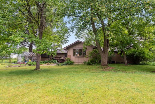 9977 W 93rd Avenue, St. John, IN 46373