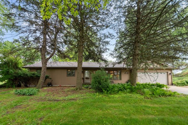 9977 W 93rd Avenue, St. John, IN 46373
