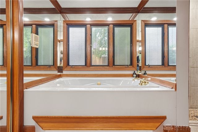 10483 Stream Park Court, Washington Twp, OH 45458