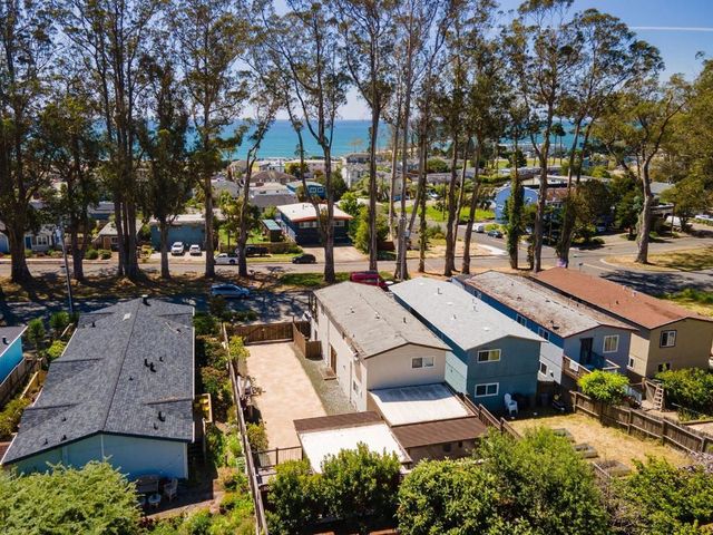 523 The Alameda, El Granada, CA 94018