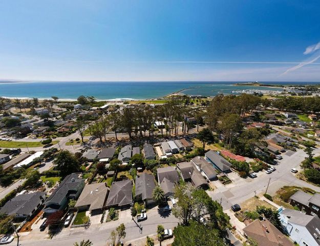 523 The Alameda, El Granada, CA 94018