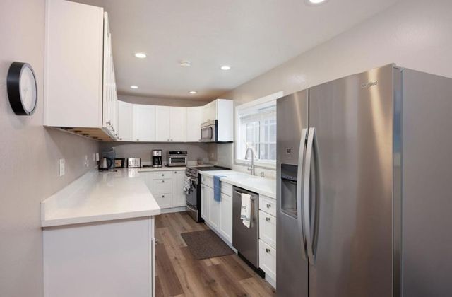 523 The Alameda, El Granada, CA 94018