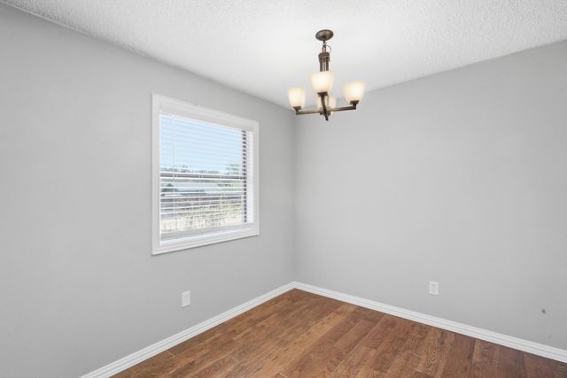 1526 W Bankhead, Weatherford, TX 76086