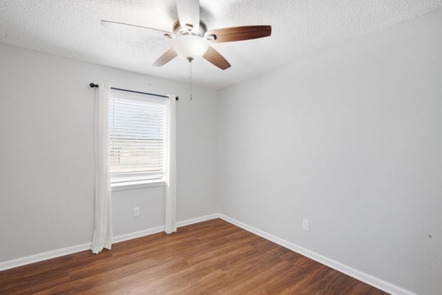 1526 W Bankhead, Weatherford, TX 76086