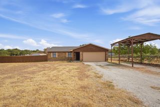 1526 W Bankhead, Weatherford, TX 76086