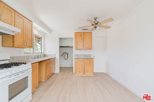 10539 Samoa Avenue, Los Angeles, CA 91042