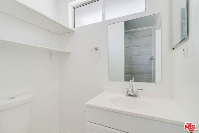 10539 Samoa Avenue, Los Angeles, CA 91042