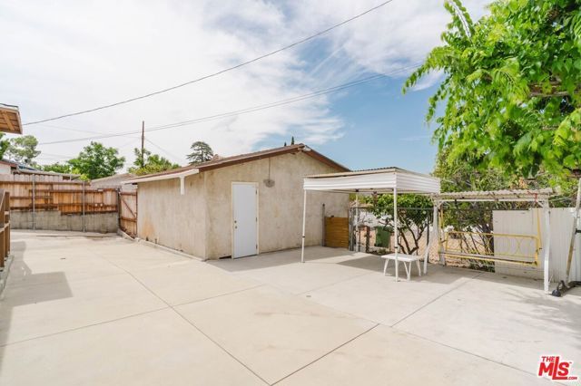 10539 Samoa Avenue, Los Angeles, CA 91042
