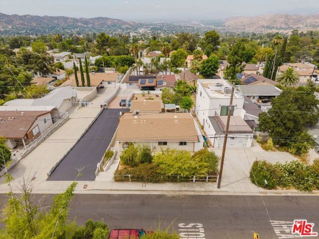 10539 Samoa Avenue, Los Angeles, CA 91042