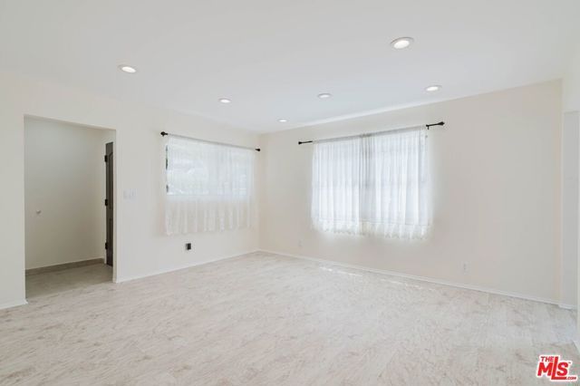 10539 Samoa Avenue, Los Angeles, CA 91042