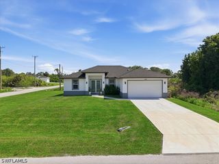 3705 Kelsey ST N, Fort Myers, FL 33905