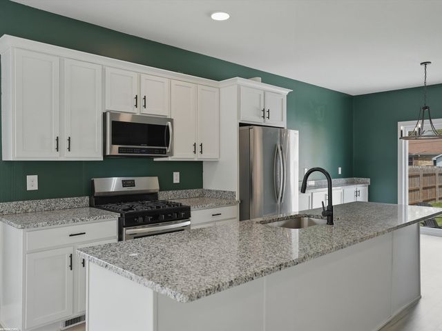 21719 Elizabeth Street, St Clair Shores, MI 48080