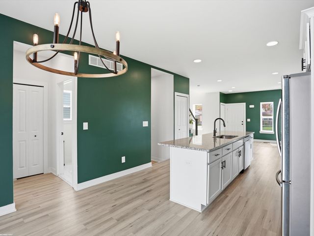 21719 Elizabeth Street, St Clair Shores, MI 48080