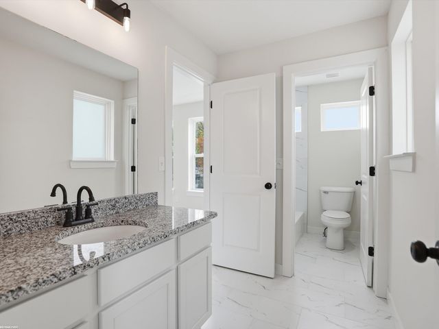 21719 Elizabeth Street, St Clair Shores, MI 48080
