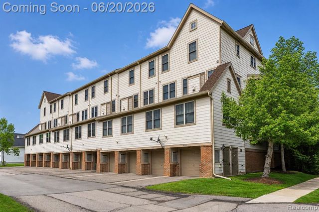 50119 Harding Street, Canton, MI 48188