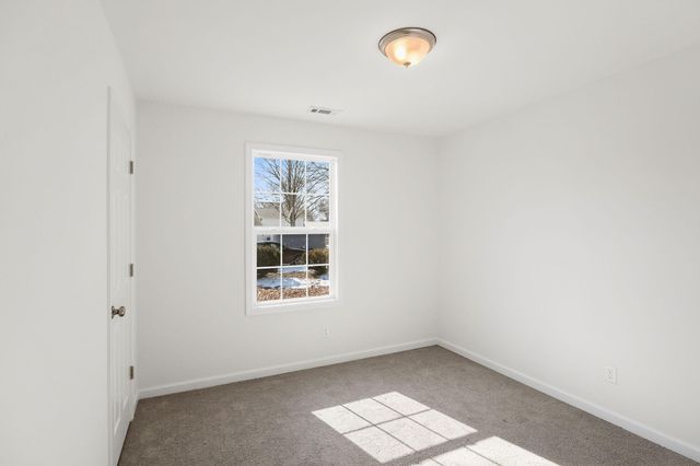 522 Oxford Road, Kingsford Heights, IN 46346