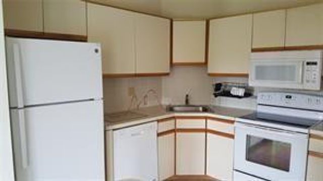 3859 Coral Tree Circle 302, Coconut Creek, FL 33073