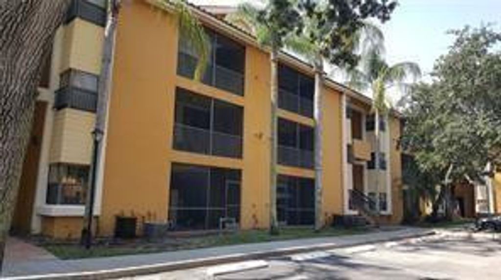 3859 Coral Tree Circle 302, Coconut Creek, FL 33073