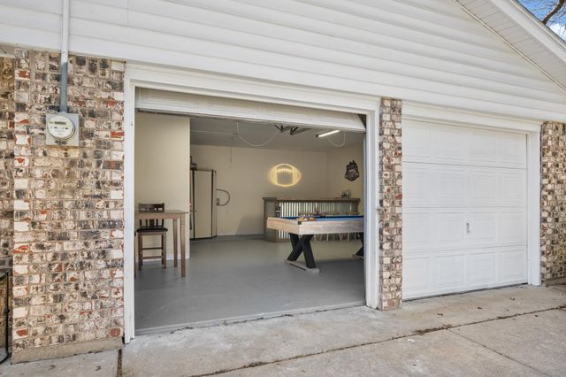 1209 Wildwood Drive, Arlington, TX 76011
