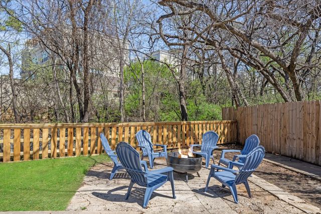1209 Wildwood Drive, Arlington, TX 76011