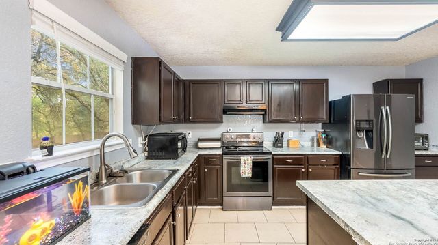 17342 Irongate Rail, San Antonio, TX 78247