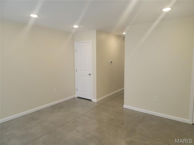 127 Fermo Avenue 1, Ferguson, MO 63135