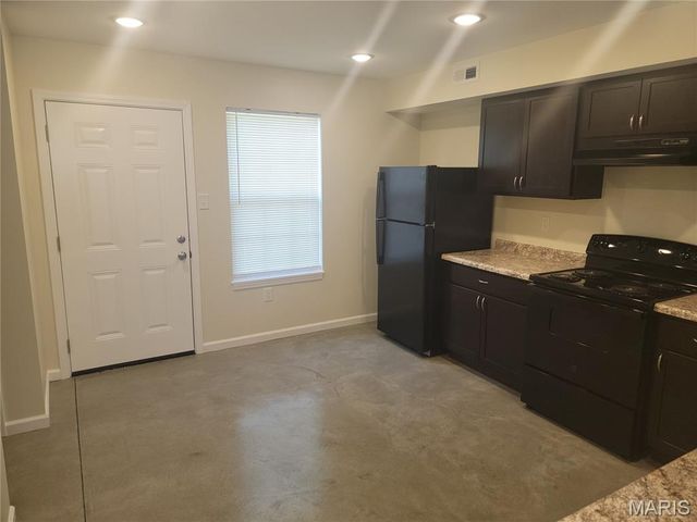 127 Fermo Avenue 1, Ferguson, MO 63135