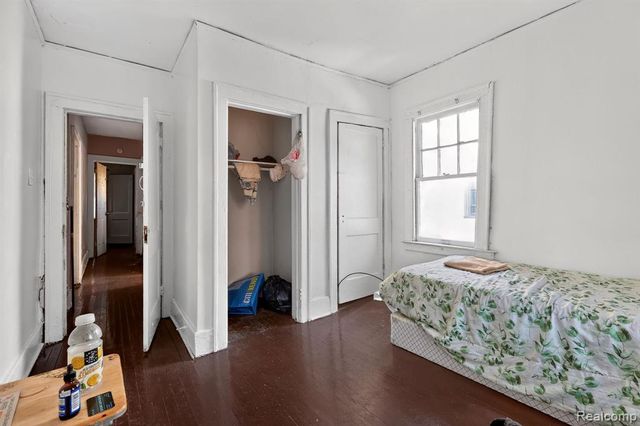 577 Lakewood Street, Detroit, MI 48213