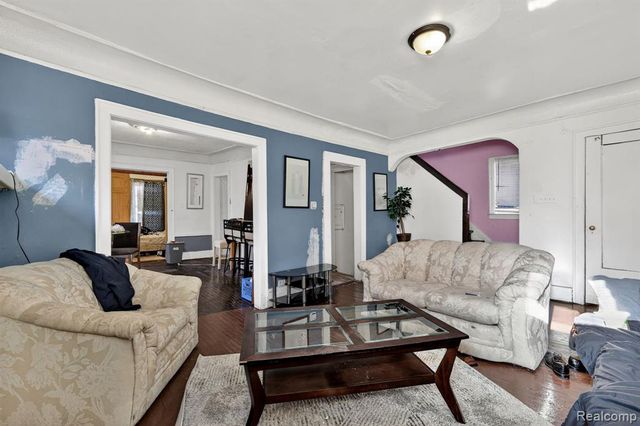 577 Lakewood Street, Detroit, MI 48213