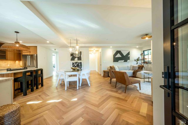 851 Second St E, Sonoma, CA 95476