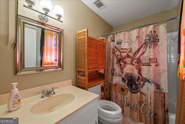 240 Lovelace Way, Washington, GA 30673