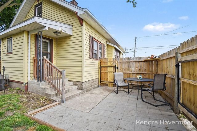 812 Richmond Street, Grand Rapids, MI 49504
