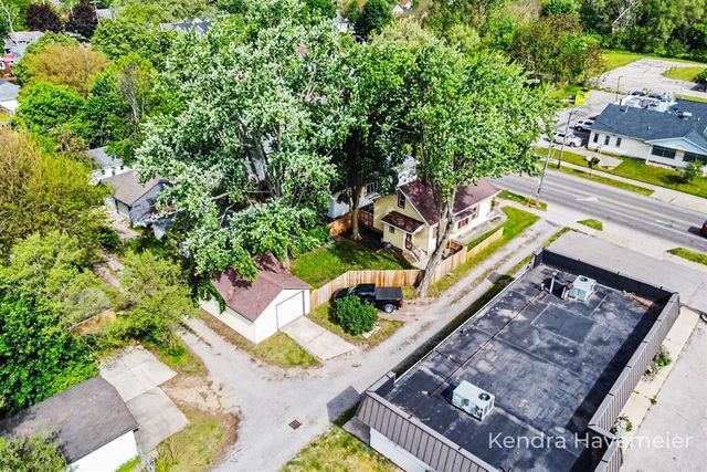 812 Richmond Street, Grand Rapids, MI 49504
