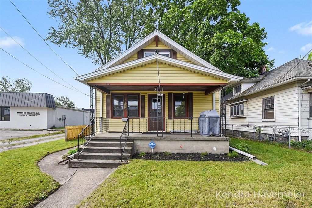 812 Richmond Street, Grand Rapids, MI 49504