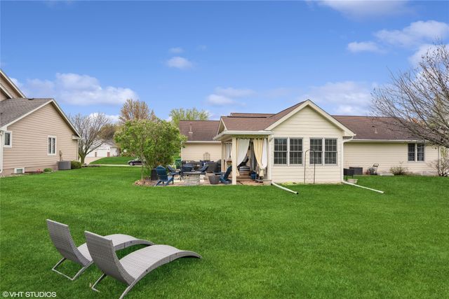 451 NW 70th Place, Ankeny, IA 50023