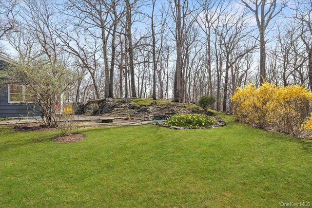 115 Lily Pond Lane, Katonah, NY 10536
