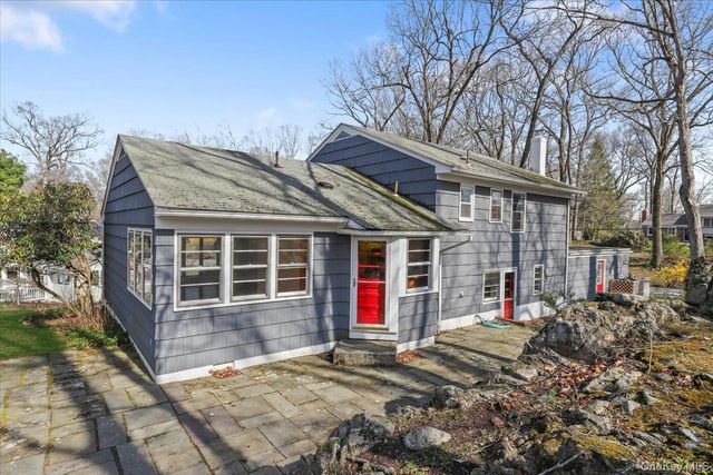 115 Lily Pond Lane, Katonah, NY 10536