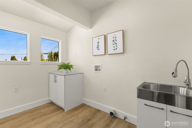 917 N Lawrence Street, Tacoma, WA 98406