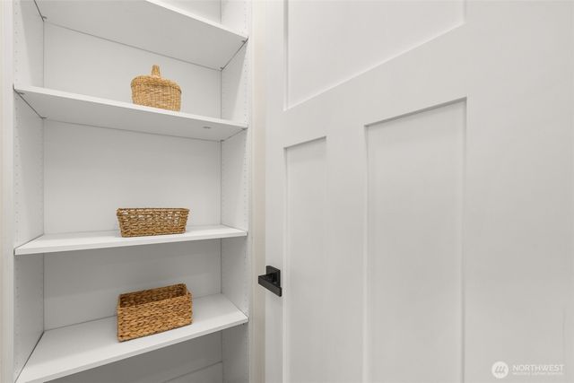 917 N Lawrence Street, Tacoma, WA 98406