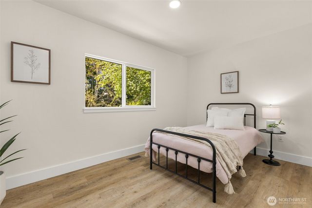 917 N Lawrence Street, Tacoma, WA 98406