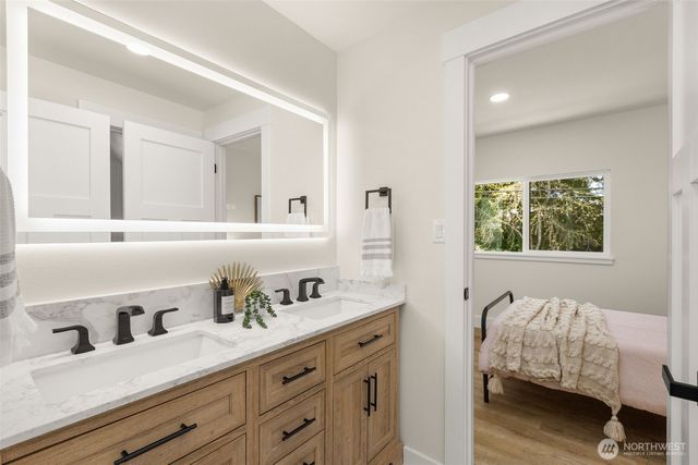 917 N Lawrence Street, Tacoma, WA 98406