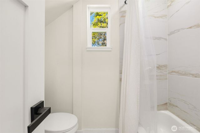 917 N Lawrence Street, Tacoma, WA 98406