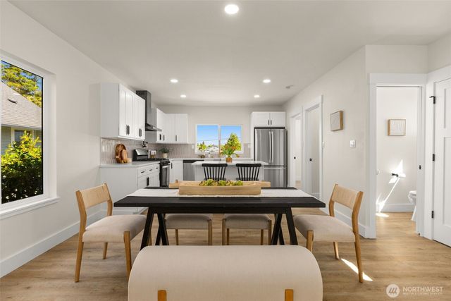 917 N Lawrence Street, Tacoma, WA 98406